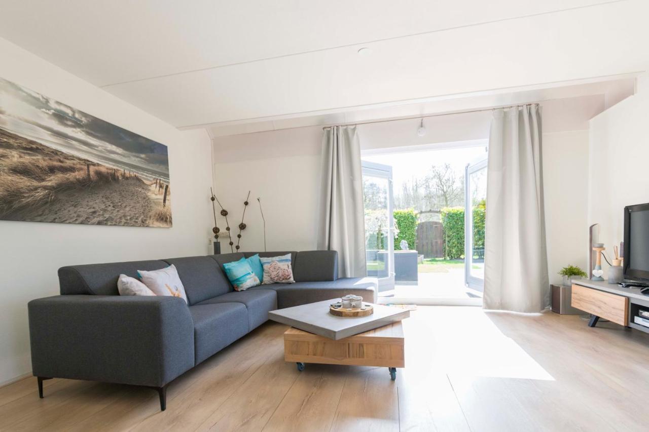 Vakantiehuis Op Villapark Oesterbaai Aan Zee , Met Speeltuin Grenzend Aan De Tuin فيملدينج المظهر الخارجي الصورة