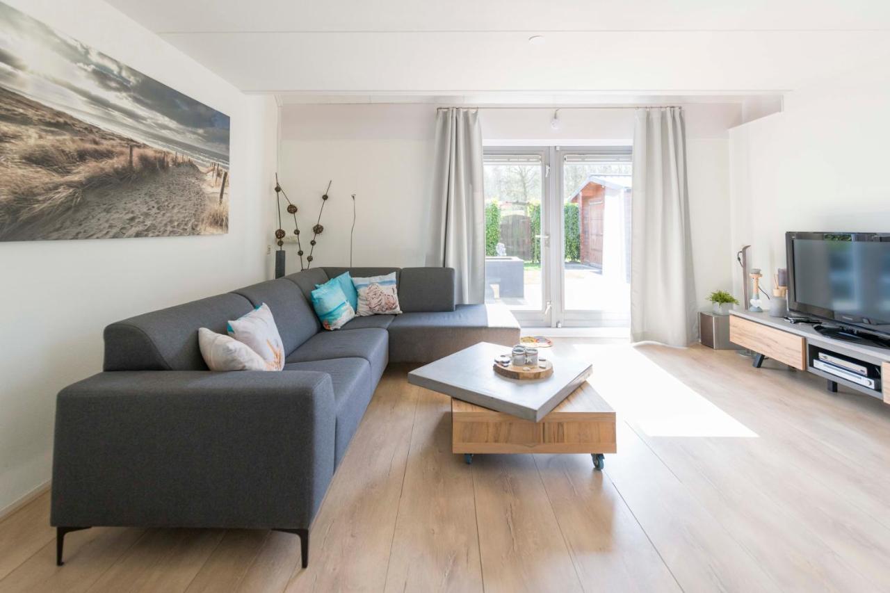 Vakantiehuis Op Villapark Oesterbaai Aan Zee , Met Speeltuin Grenzend Aan De Tuin فيملدينج المظهر الخارجي الصورة