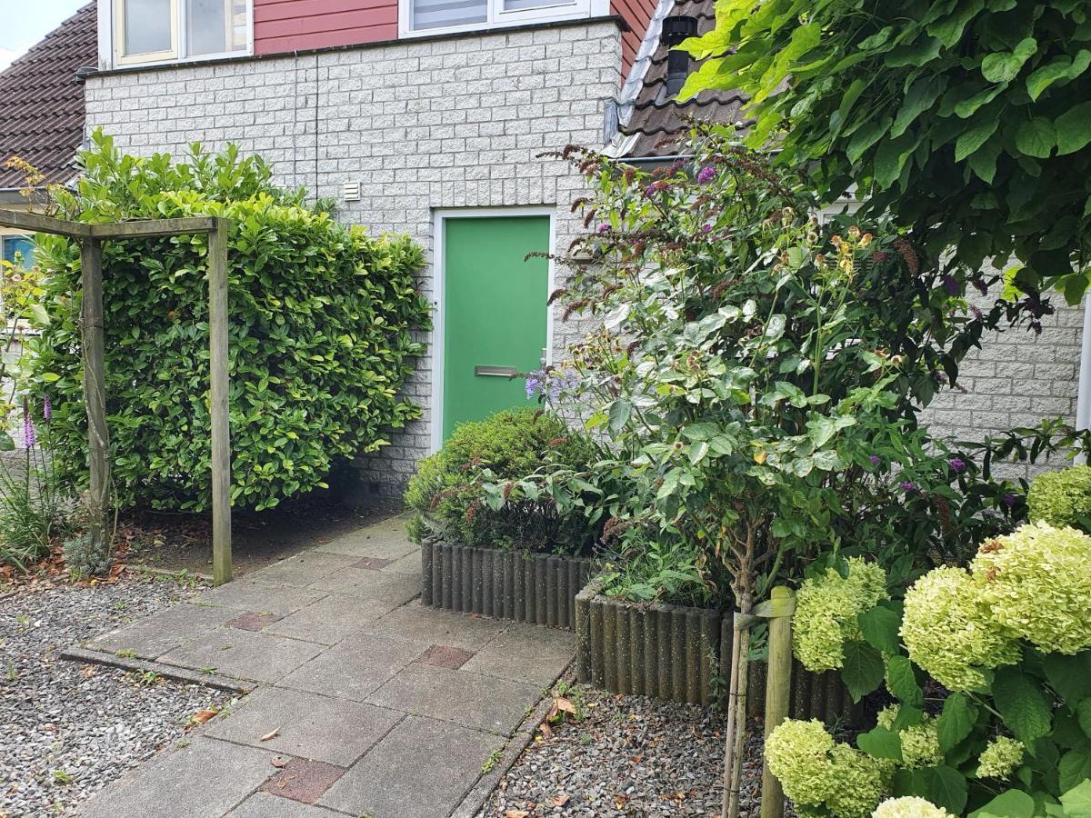 Vakantiehuis Op Villapark Oesterbaai Aan Zee , Met Speeltuin Grenzend Aan De Tuin فيملدينج المظهر الخارجي الصورة