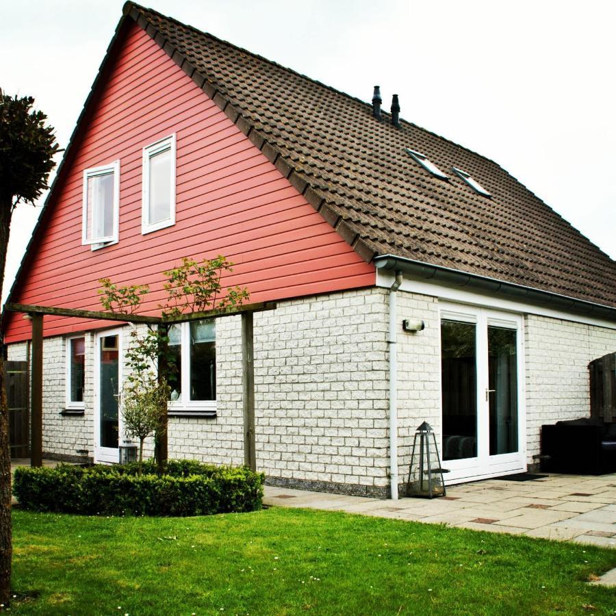 Vakantiehuis Op Villapark Oesterbaai Aan Zee , Met Speeltuin Grenzend Aan De Tuin فيملدينج المظهر الخارجي الصورة